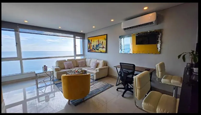 Apartment Oceanview Suite With Two Pools, Gym & Guest Access Cartagena